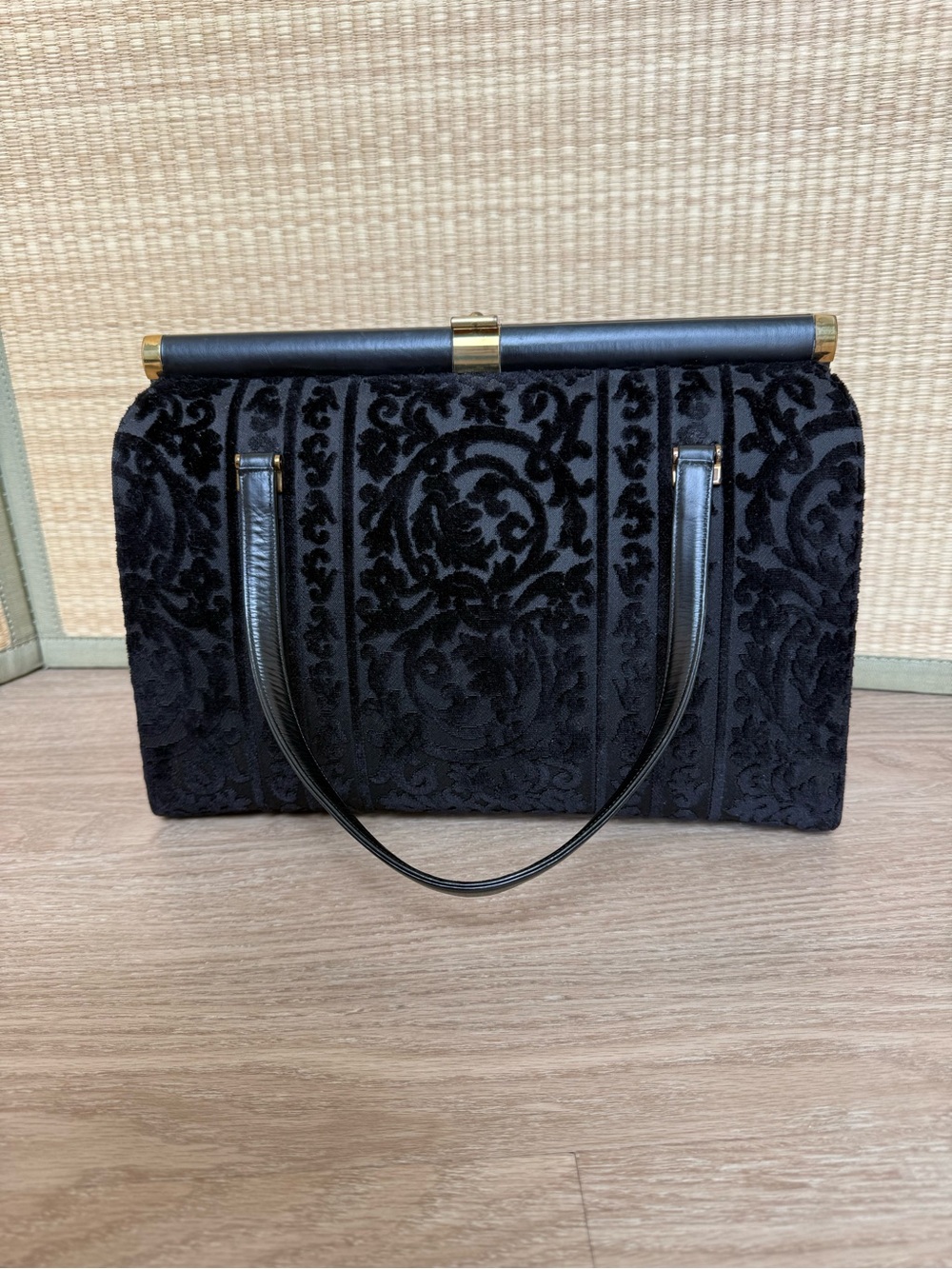 Vintage Coblentz Black Velvet Tapestry Frame Bag Gold Hardware + Coin Purse Rare